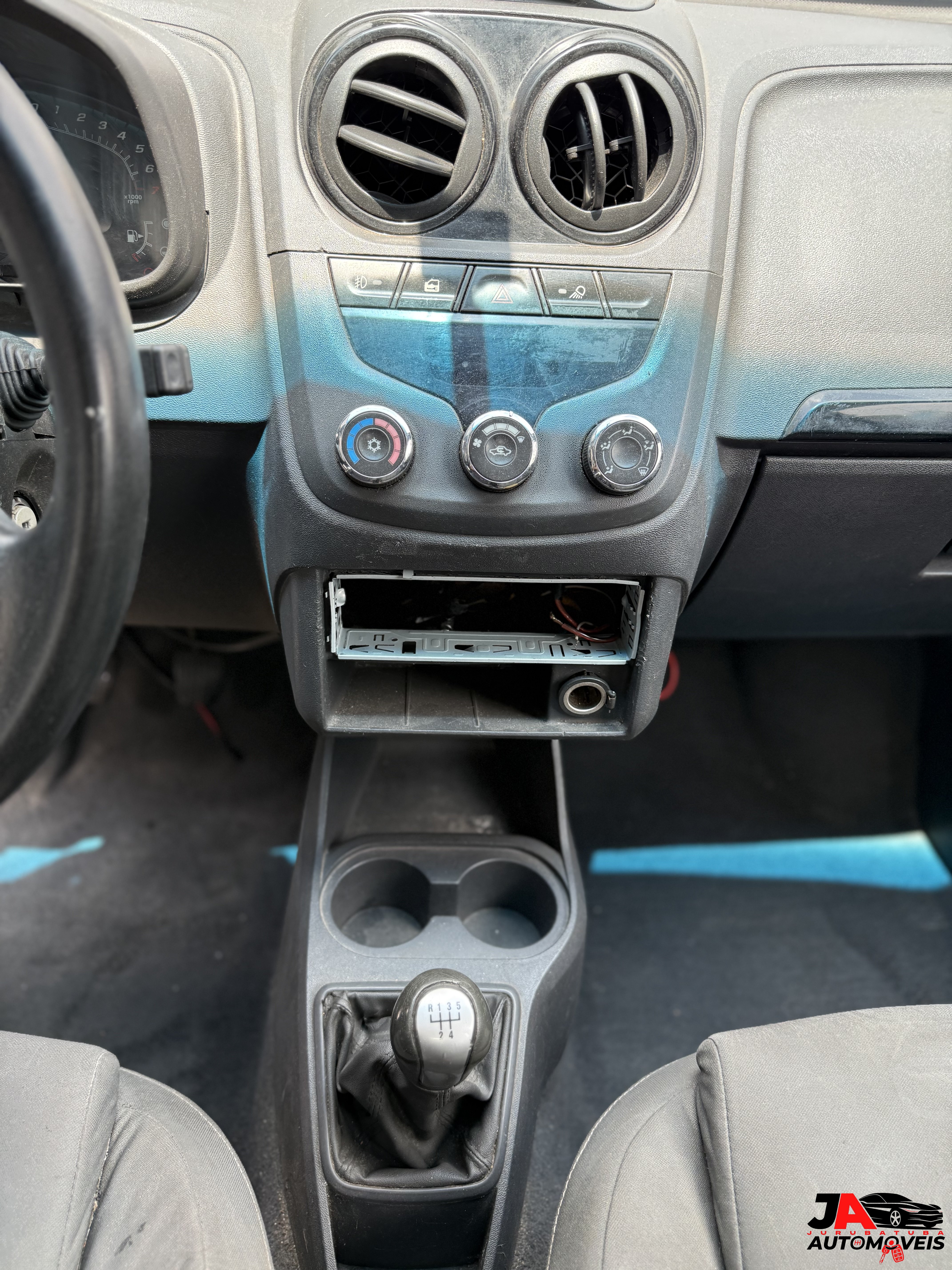 Chevrolet Montana LS